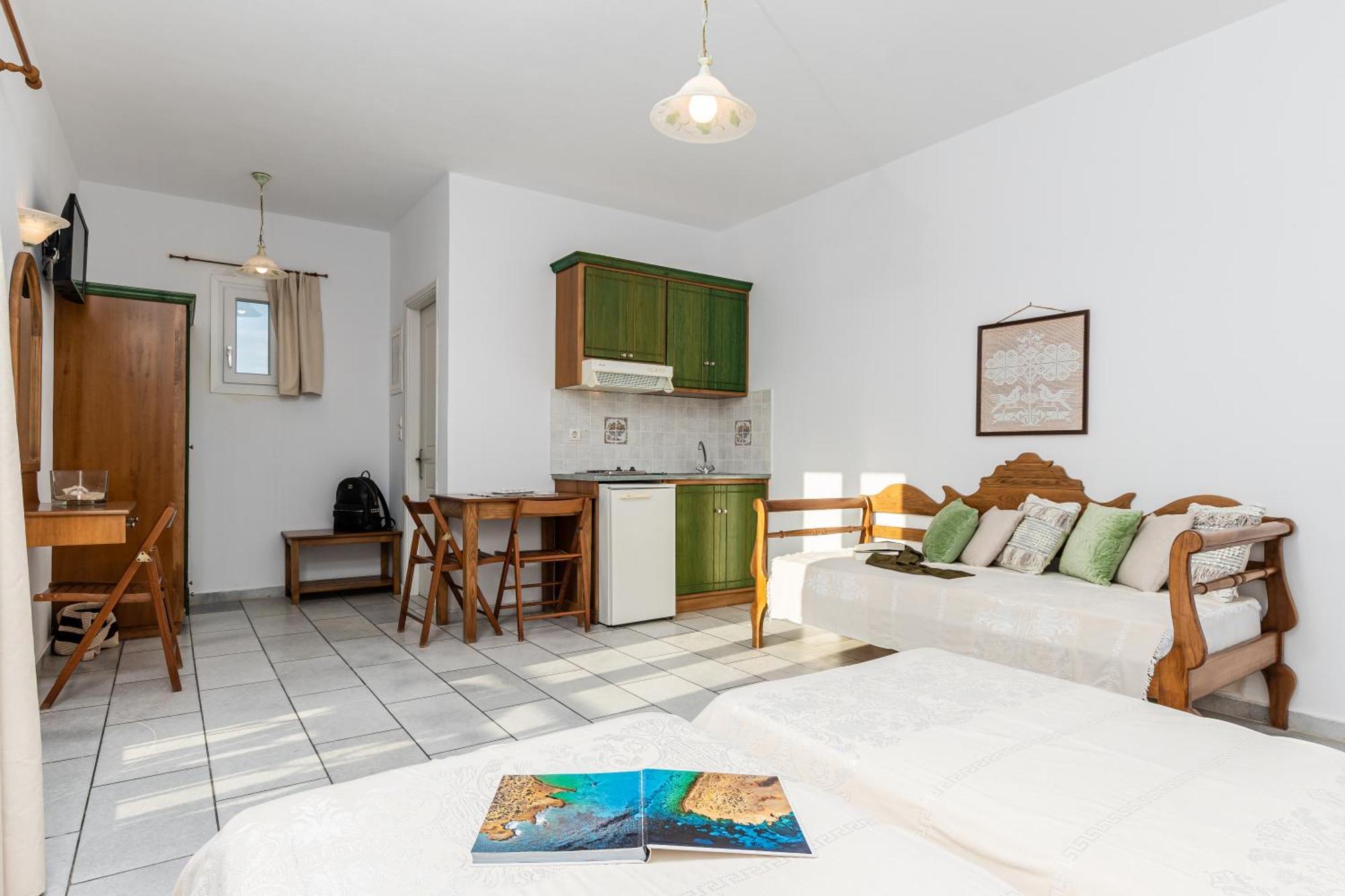Birbas Hotel Agia Anna  Extérieur photo